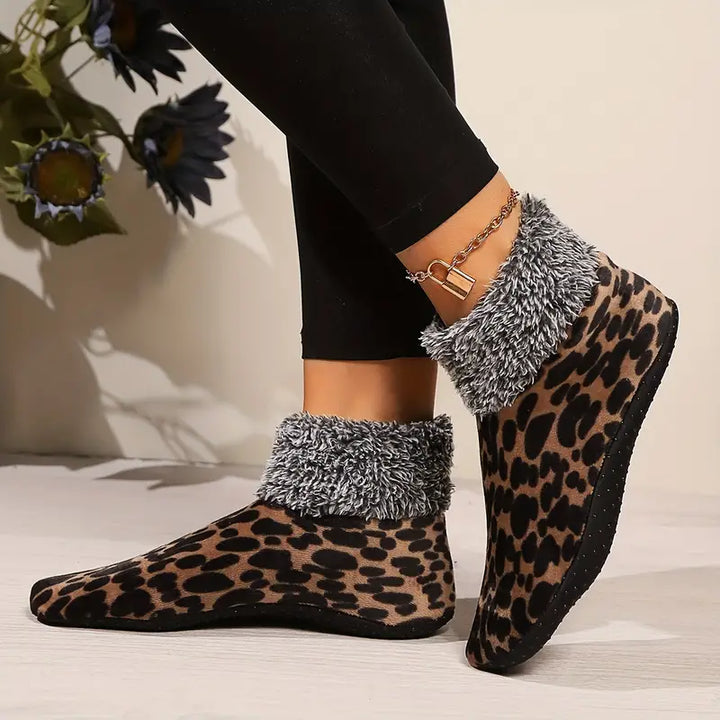 Women's Leopard Print Slippers