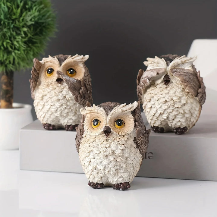 Rustic Feathered Owl Figurines