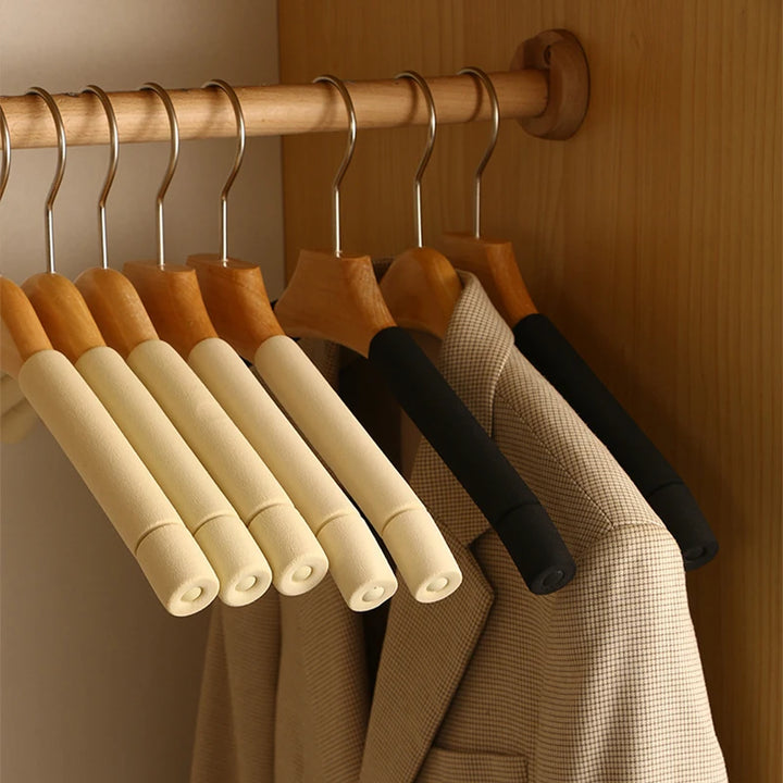 Brune Non-Slip Hangers