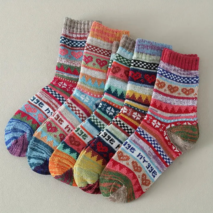 Women's Heart Knit Crew Socks