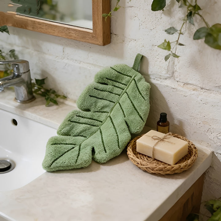 Arlo Banana Leaf Towel