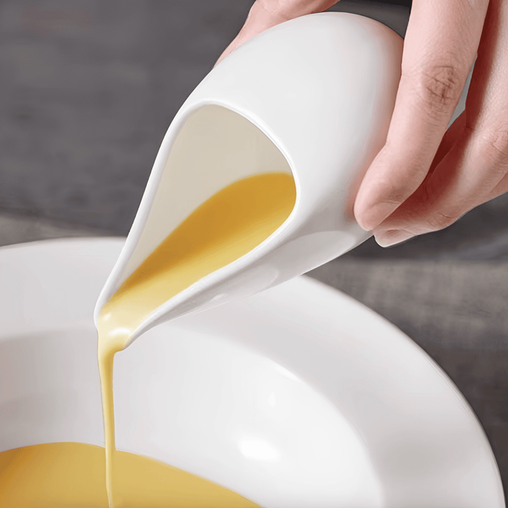 Aviro Ceramic Sauce Pourer
